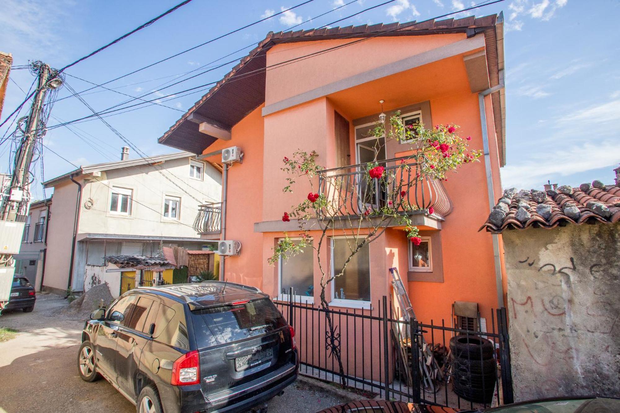 Late Story Apartment Podgorica Bagian luar foto