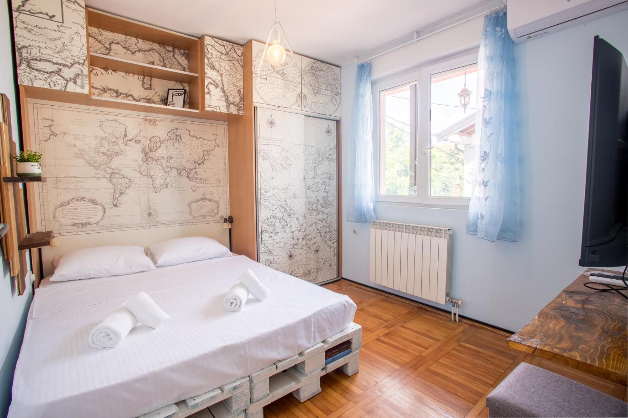 Late Story Apartment Podgorica Bagian luar foto